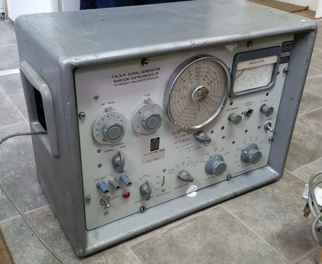 VINTAGE MARCONI INSTRUMENTS FM/AM Signal Generator Model TF 995A/2M ...
