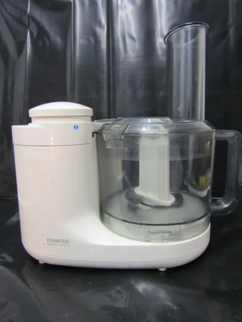 Kenwood FP346 Food Processor And Accessories  But no box or instructions (E)