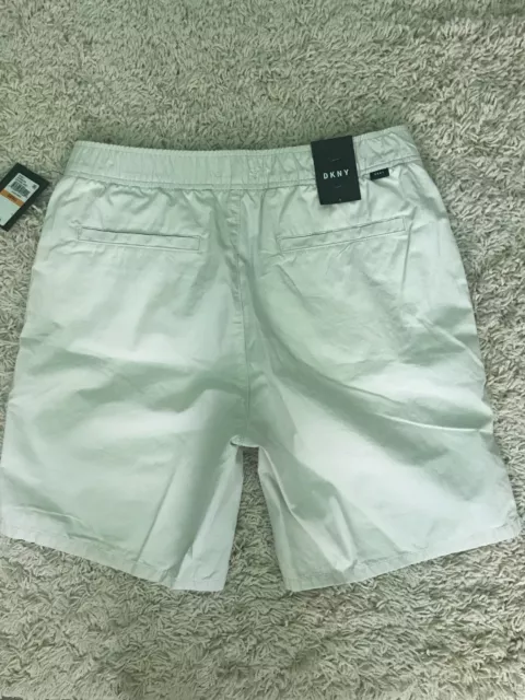 NWT Men's DKNY Casual Zip Side Pockets Cotton Ivory Shorts Small s