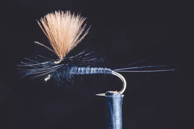 Manic Tackle Project Quill Spinner Dry Fly Black #16