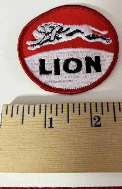 Lion Motor Oil Gas Racing Patch Iron Sew On Vintage Style Retro Cap Hat