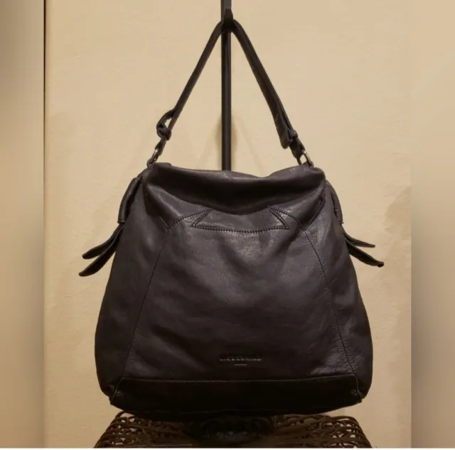 LIEBESKIND BERLIN Medea Leather Hobo Handbag - Black
