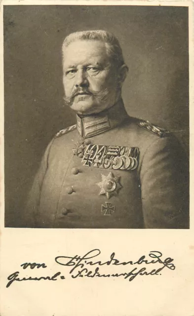 AK - Generaloberst von Hindenburg mit Bruststern