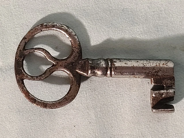 Large 3 1/2"  Wrought Iron Antique  Key, 18th / 19th Century (?), #8/10 2