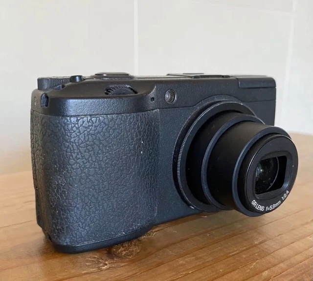 RICOH Digital Camera GR DIGITAL II GRDIGITAL2 Used Good Japan 2