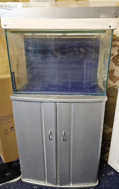 AQUARIUM FISH GLASS TANK USED CONDITION WITH CABINET 80L LITRES collection only