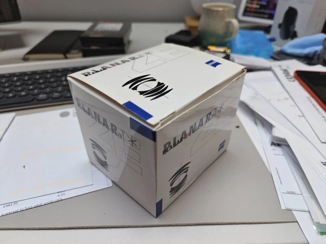 Zeiss Planar 50mm F1.4 ZE - Canon Fit Lens