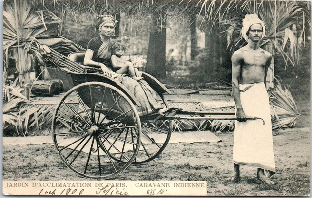 75 PARIS - Au jardin d'acclimatation, une caravane indienne.