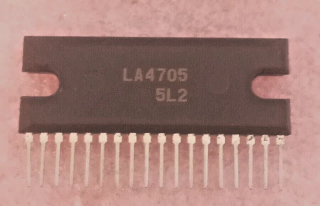 1pcs LA4705 15 W 2-channel BTL AF Power Amplifier  HSIP18 SANYO 2