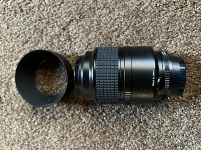 Nikon AF Micro Nikkor 105mm f/2.8D Autofocus Lens