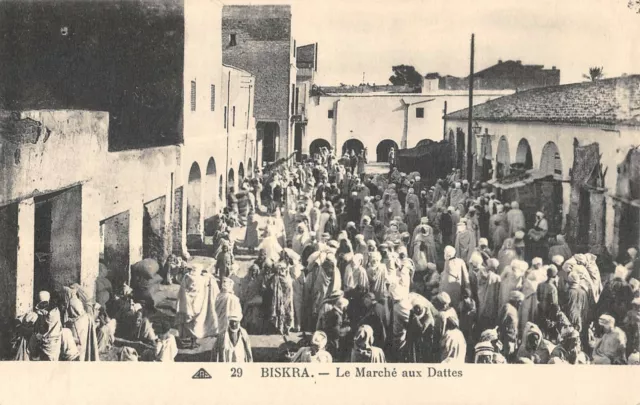 Cpa Algerie Biskra Le Marche Des Dattes