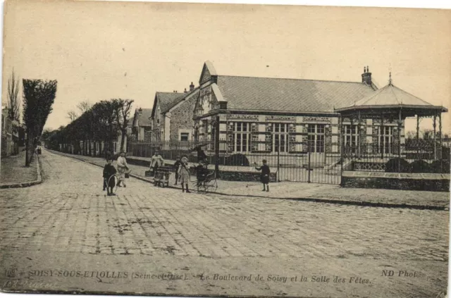 CPA SOISY-SOUS-ETIOLLES-Le Boulevard de Soisy et la Salle des Fétes (180353)