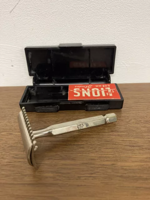 Alter Rasierer Gillette inkl. Etui Rasierhobel Vintage La Rasoir Razor 2421.22