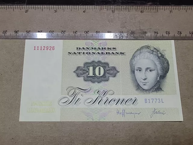 🇩🇰 Denmark  10 Kroner 1972 (1977) P-48g  P-48 "B1"   "AU" Banknote 122123-7