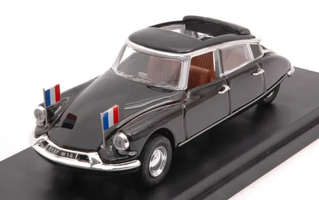 Miniature voiture auto 1:43 rio Citroen Id 19 Presidential 1959 diecast Modèle