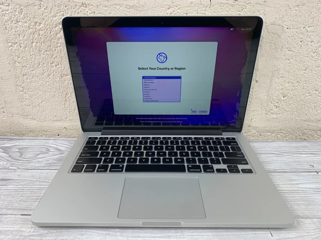 Apple MacBook Pro 13.3" Early 2015 - Core i5 2.9 GHz - 8 GB DDR3 - 500 GB HDD