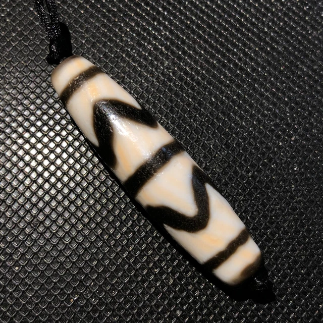 Magic Power Tibetan old Agate Double tiger teeth Totem dZi Bead Pendant 12*48mm