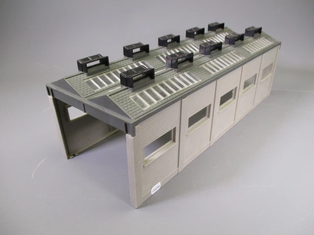 LQ1478 NOCH 75615 Train Ho 1/87 1:87 Maquette montée Court de tennis
