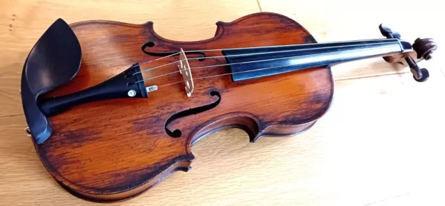 Attractive Unlabelled Violin, Full Size, Case & Bow