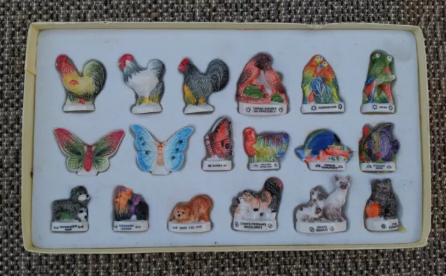 Lot de 18 anciennes féves d'animaux collection vintage épiphanie french antique