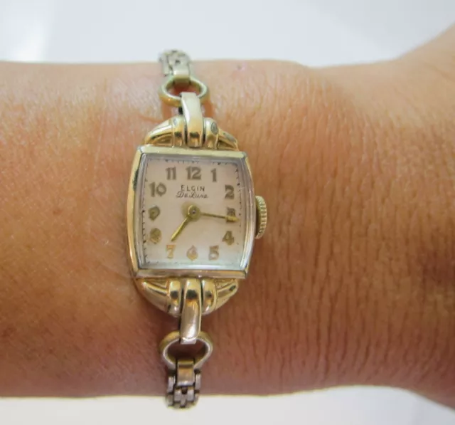 Vintage 10kt Gold Filled Elgin Watch *Keeps accurate time