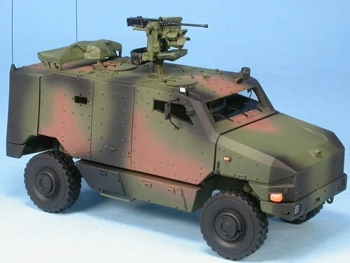 MASTER FIGHTER 1/48 MILITAIRE LAFFLY 6X6 W15 TCC ref48544 EUR 114,90