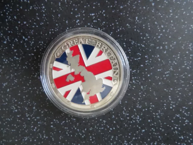 UK Tower Of London GB Coin - Silver (4cm diameter) In case L@@K Nice