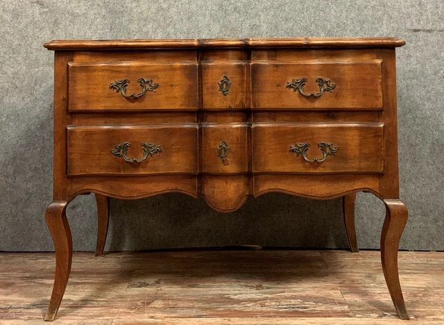 Magnifico cassettone a balestra Luigi XV in noce massello circa 1880