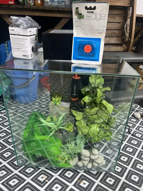 Fluval Edge 46L Tank & Heater + Accessories