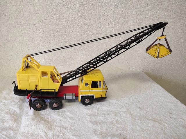 joustra - Camion grue , bel état d'usage, Vente aux enchères : Jouets joustra - Camion grue , bel état d'usage, Vente aux enchères : Jouets