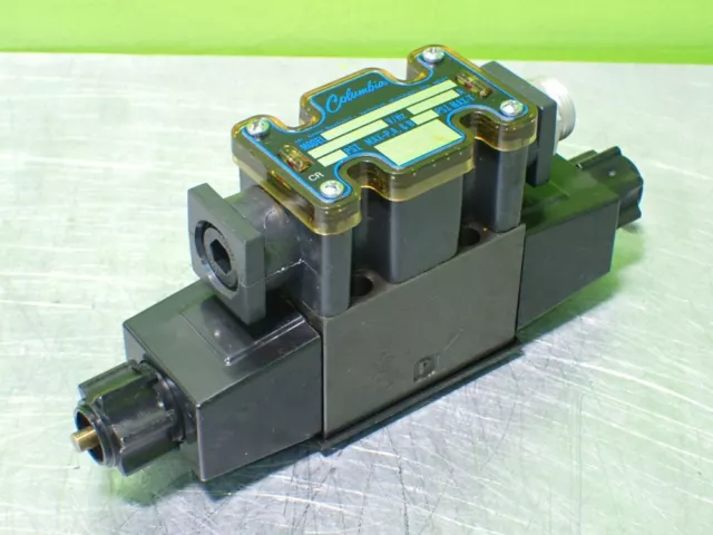 Euc-Columbia 350418 70X410 Hydraulic Solenoid Valve.