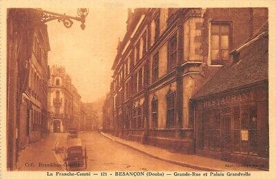 BESANCON - Grande-Rue et Palais Grandvelle - La Franche-Comté (Doubs)