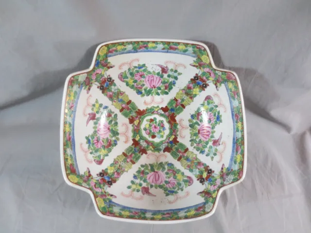 VINTAGE antique Large Chinese rose medallion Punch bowl Dish