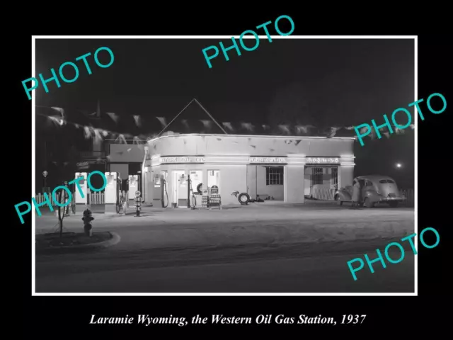 OLD POSTCARD SIZE PHOTO OF LARAMIE WYOMING THE WESTERN OIL GAS STATION c1937