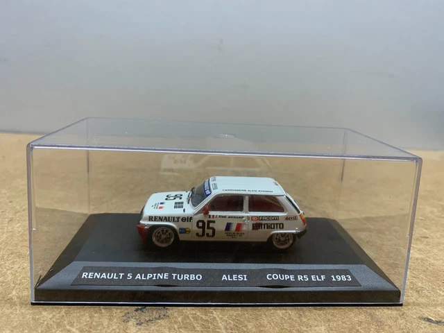 Voiture Miniature Ferrari 1/18 Attilly 02490 Modélisme