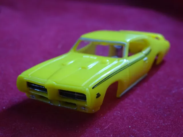 MoDEL MoToRING 69 Yellow GTO Judge T-jet HO Scale Slot Car Body Aurora RRR