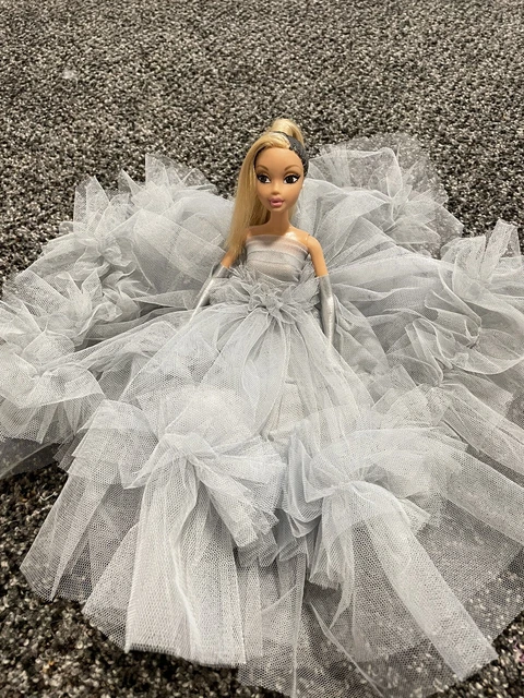 ariana grande grammys grey dress Ariana Grande Grey Celebrity Ball Gown Red Carpet Dress Grammys