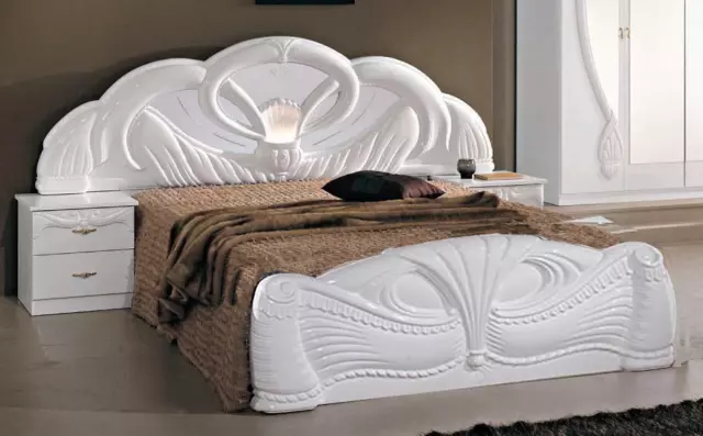 Classique Lit Baroque Style Double Bois Hôtel Lits Chambre 180x200cm Nouveau