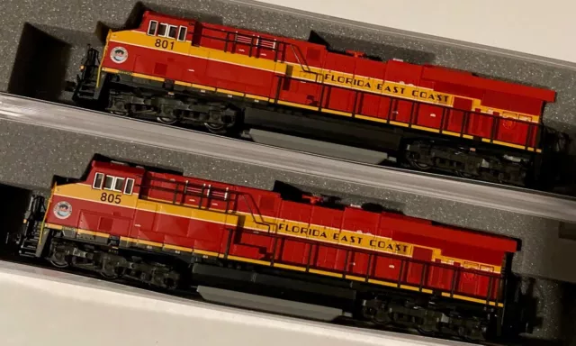 KATO 1768947 1768946 2 LOCO  SET  N  ES44C4 Florida East Coast 805 801 176-8946