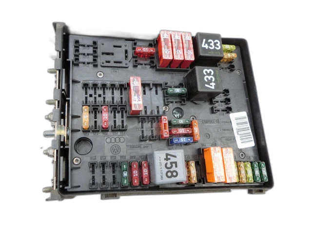 BOÎTE À FUSIBLES Système électrique central E-box pour Audi A3 8P 04-08