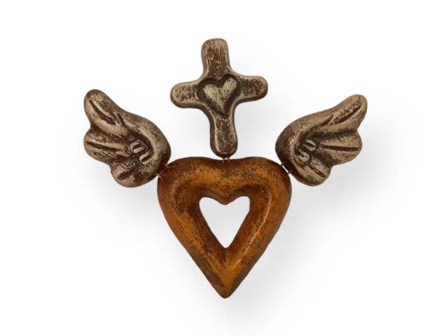 Joli coeur ex voto aspect vieilli en terre cuite avec ailes