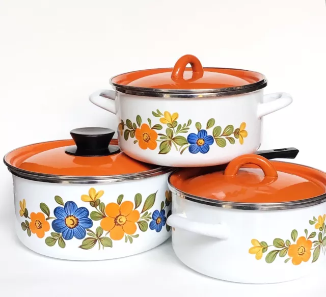 Groovy  Vintage Orange Flowers Enamel Saucepan Set