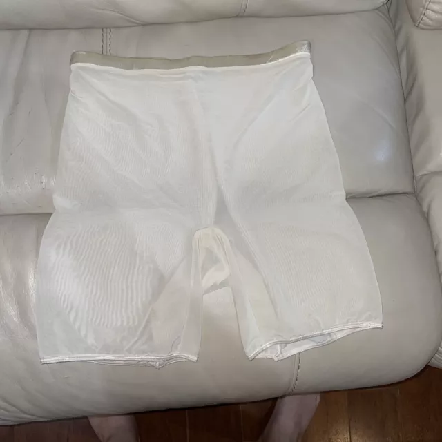 Vtg OLGA Xl 42095 Invisible Shapers Sheer Nylon Long Leg Panties Girdle
