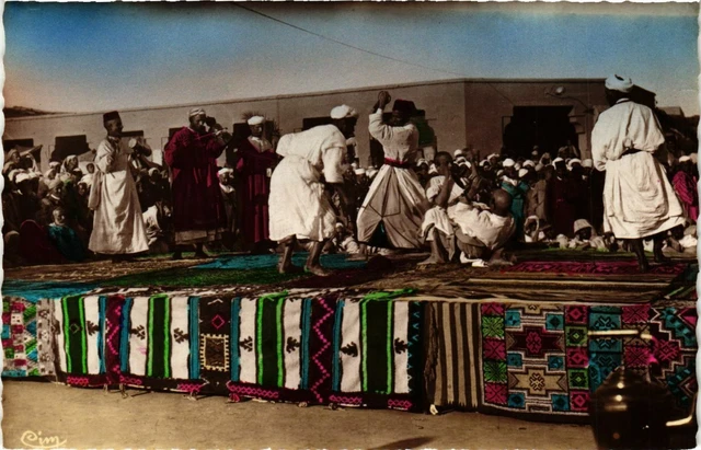 CPA AK Danseurs Cherils - Scenes et Types du Maroc MAROC (964015)