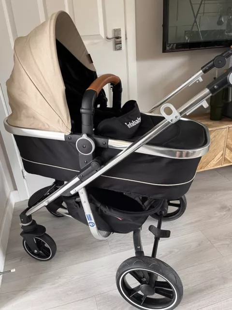 Moto 3 in 1 travel system outlet