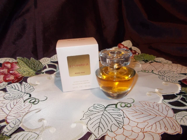 MARY KAY ILLUMINEA Extrait De Perfume 1.6 Fl.oz. Full Size
