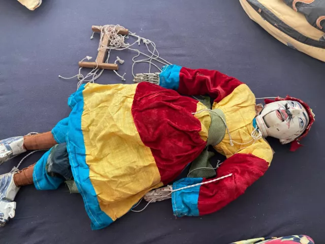 Antike Marionette aus Asien mit beweglichem Unterkiefer u. bewegliche Hände