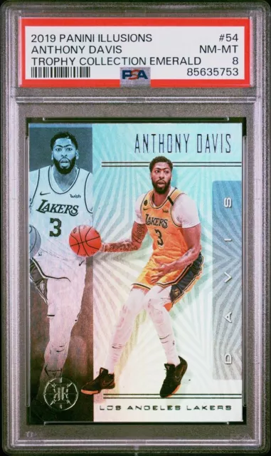 Panini Illusions 2019-20 Anthony Davis #54 PSA 8 trofeo paralelo esmeralda