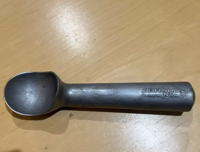 Zeroll Ice Cream Scoop Liquid Filled-RARE-Toledo Ohio - GREEN