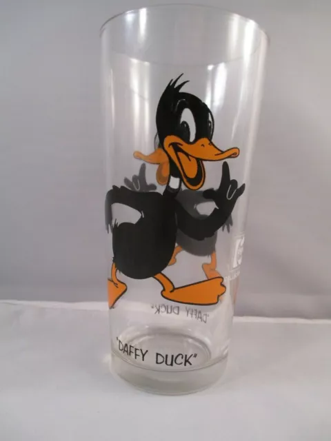 Daffy Duck 1973 Warner Bros.Pepsi Series Glass Brockway Black Letters